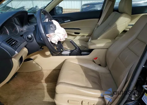 2011 Honda Accord Se z USA, uszkodzony, nr VIN 1HGCP2F67BA142778